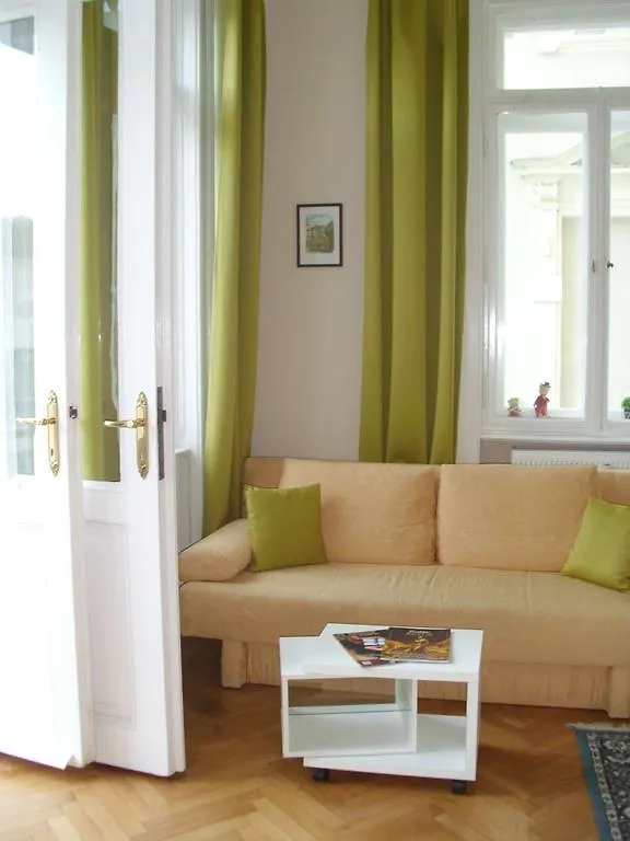 Apartment In City Center - Morassi Karlsbad